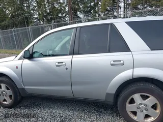 2004 Saturn VUE V6 with VIN 5GZCZ63424S857031, listed as a IAAI auction lot 41756123 with 126,475 mi miles. Bid and sale history available at carsss.com. Image 14.