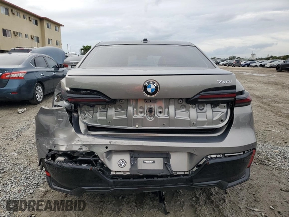 2023 BMW 7 Series 740i with VIN WBA23EH09PCM55128, listed as a Copart auction lot 82154523 with 21,475 mi miles and . Bid and sale history available at DreamBid. Image 6.