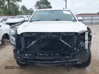 2015 GMC Yukon XL SLT with VIN 1GKS1HKC6FR178371, listed as a IAAI auction lot 41896486 with 159,282 mi miles. Bid and sale history available at carsss.com. Image 13.