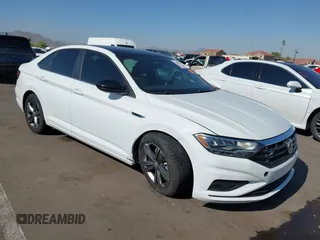 2021 Volkswagen Jetta S z VIN 3VWC57BU2MM028602, wystawiony jako IAAI lot #42466132 z przebiegiem 56 408 mil mil oraz . Historia ofert i sprzedaży dostępna na DreamBid. Obrazek 1.