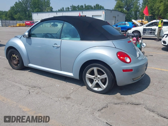 2010 Volkswagen Beetle Final Edition with VIN 3VWRW3AL2AM006913, listed as a IAAI auction lot 42745669 with 135,892 mi miles and . Bid and sale history available at DreamBid. Image 3.