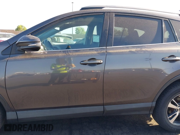 2017 Toyota RAV4 XLE with VIN 2T3WFREV2HW349394, listed as a IAAI auction lot 42194908 with 122,519 mi miles and . Bid and sale history available at DreamBid. Image 15.