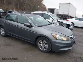 2011 Honda Accord Sdn SE with VIN 1HGCP2F66BA013866, listed as a IAAI auction lot 42051956 with 105,325 mi miles. Bid and sale history available at carsss.com. Image 1.