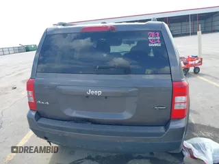 2016 Jeep Patriot Sport with VIN 1C4NJRBB0GD669121, listed as a IAAI auction lot 41947932 with 212,040 mi miles and . Bid and sale history available at carsss.com. Image 16.