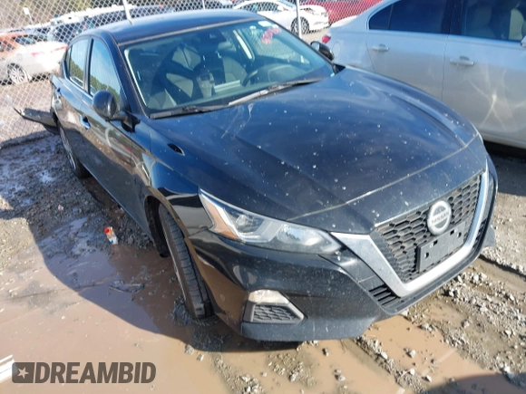 2021 Nissan Altima 2.5 S with VIN 1N4BL4BV7MN385037, listed as a IAAI auction lot 41201561 with 120,076 mi miles. Bid and sale history available at carsss.com. Image 1.