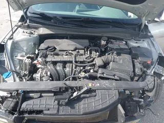 2023 Hyundai Elantra SEL z VIN 5NPLM4AG8PH090614, wystawiony jako IAAI lot #42611835 z przebiegiem 37 644 mil mil oraz . Historia ofert i sprzedaży dostępna na DreamBid. Obrazek 10.