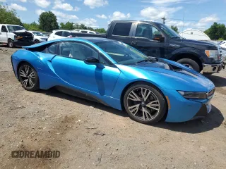 2016 BMW i8 z VIN WBY2Z2C55GV675162, wystawiony jako Copart lot #60817764 z przebiegiem 32 718 mil mil oraz Szkoda całkowita • Salvage title. Historia ofert i sprzedaży dostępna na DreamBid. Obrazek 4.