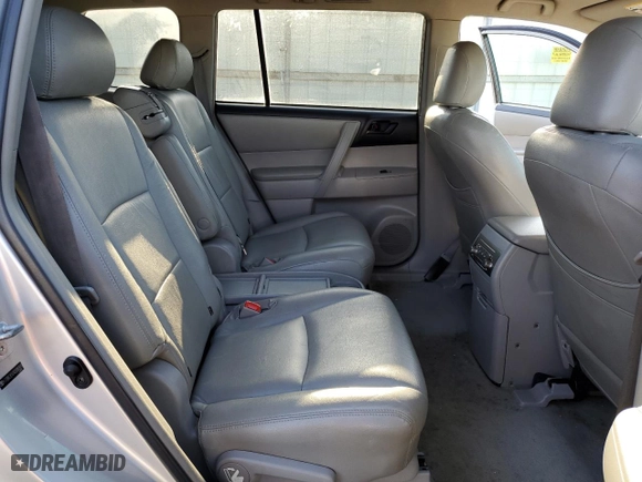 2010 Toyota Highlander with VIN 5TDBK3EH7AS006069, listed as a Copart auction lot 48087925 with 212,852 mi miles and Salvage Title. Bid and sale history available at carsss.com. Image 11.