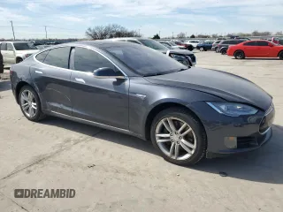 2016 Tesla Model S 70 with VIN 5YJSA1E17GF121312, listed as a Copart auction lot 44736965 with 116,661 mi miles and Salvage title. Bid and sale history available at DreamBid. Image 4.