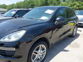 2012 Porsche Cayenne z VIN WP1AA2A26CLA06173, wystawiony jako IAAI lot #42262866 z przebiegiem 179 722 mil mil oraz . Historia ofert i sprzedaży dostępna na DreamBid. Obrazek 6.