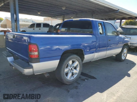 1998 Dodge 1500 with VIN 1B7HC13Z0WJ224754, listed as a Copart auction lot 55836285 with 164,245 mi miles and Clean Title. Bid and sale history available at DreamBid. Image 3.