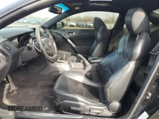 2013 Hyundai Genesis Coupe Track z VIN KMHHU6KJ4DU089727, wystawiony jako Copart lot #50002495 z przebiegiem 99 869 mil mil oraz Szkoda całkowita • Salvage title. Historia ofert i sprzedaży dostępna na DreamBid. Obrazek 7.
