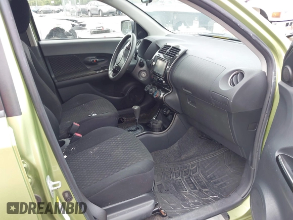2009 Scion xD z VIN JTKKU10499J050465, wystawiony jako IAAI lot #42637879 z przebiegiem 127 188 mil mil oraz . Historia ofert i sprzedaży dostępna na DreamBid. Obrazek 5.
