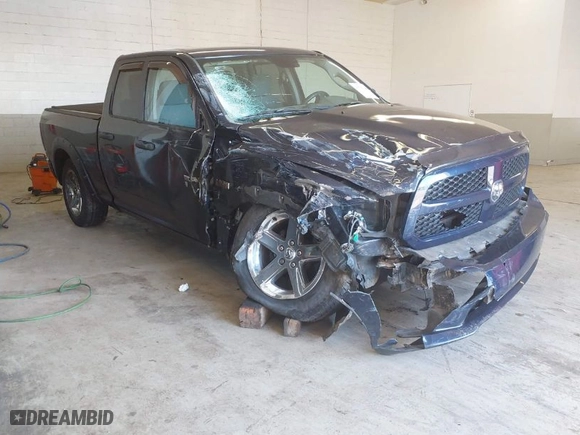 2013 Ram 1500 Tradesman with VIN 1C6RR7FT6DS522091, listed as a IAAI auction lot 41758694 with 224,367 mi miles. Bid and sale history available at carsss.com. Image 1.