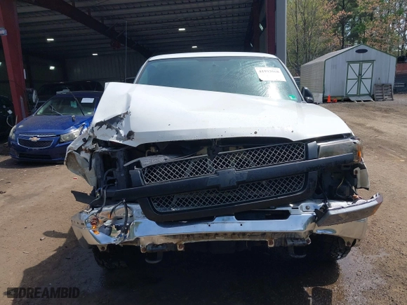 2004 Chevrolet Silverado 1500 Z71 with VIN 1GCEK19T04E120134, listed as a IAAI auction lot 41993068 with 162,486 mi miles. Bid and sale history available at carsss.com. Image 12.
