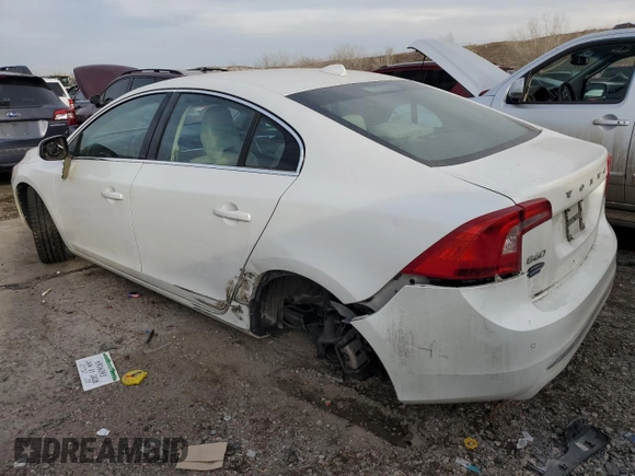 2018 Volvo S60 Inscription Platinum with VIN LYV402TMXJB157406, listed as a Copart auction lot 43436405 with 114,480 mi miles and Salvage Title. Bid and sale history available at carsss.com. Image 2.