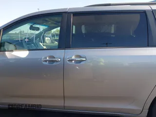 2013 Toyota Sienna XLE AAS with VIN 5TDYK3DC8DS318180, listed as a IAAI auction lot 42374479 with 189,977 mi miles and . Bid and sale history available at DreamBid. Image 14.