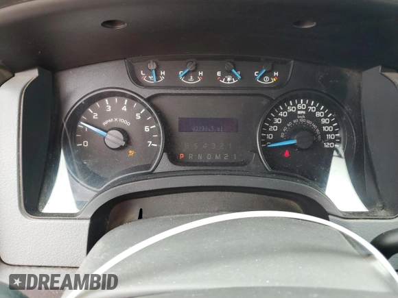 2013 Ford F-150 with VIN 1FTVW1CF2DKD26435, listed as a Copart auction lot 63986444 with 43,233 mi miles and Salvage title. Bid and sale history available at DreamBid. Image 9.