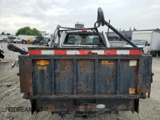 2018 Ford F-250 XL z VIN 1FTBF2A62JEC19911, wystawiony jako Copart lot #58555025 z przebiegiem 228 433 mil mil oraz Szkoda całkowita • Salvage title. Historia ofert i sprzedaży dostępna na DreamBid. Obrazek 6.
