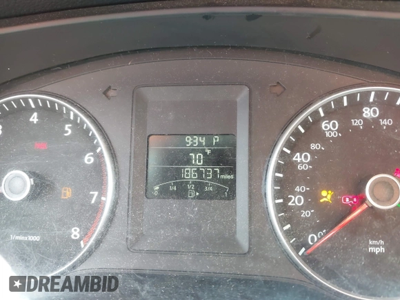 2013 Volkswagen Jetta SE с VIN 3VWDP7AJ1DM372752, выставлен на аукционе IAAI как лот 42380204 с пробегом 186 737 миль миль и . История ставок и продаж доступна на DreamBid. Изображение 7.