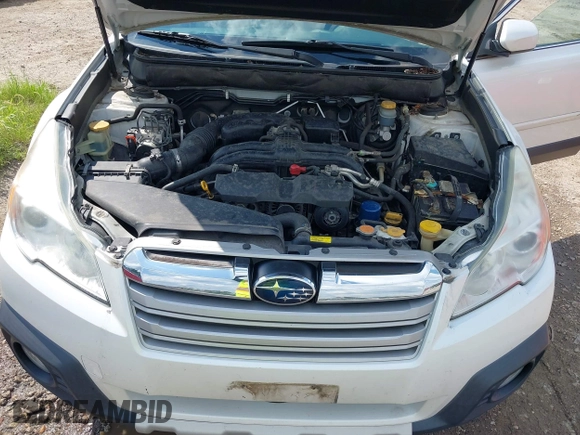 2014 Subaru Outback Limited with VIN 4S4BRBLC2E3309969, listed as a IAAI auction lot 42782324 with 187,771 mi miles and . Bid and sale history available at DreamBid. Image 10.