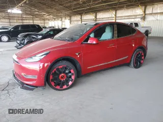 2022 Tesla Model Y Long Range z VIN 7SAYGDEE8NF418909, wystawiony jako Copart lot #61042475 z przebiegiem 6 382 mil mil oraz Czysty tytuł • Clean title. Historia ofert i sprzedaży dostępna na DreamBid. Obrazek 1.