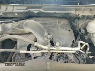 2014 Ram 1500 Big Horn z VIN 1C6RR7LT2ES284519, wystawiony jako IAAI lot #42546707 z przebiegiem 160 387 mil mil oraz . Historia ofert i sprzedaży dostępna na DreamBid. Obrazek 19.