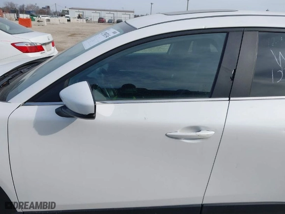 2021 Mazda CX-30 Preferred with VIN 3MVDMBCLXMM212008, listed as a IAAI auction lot 41758314 with 74,707 mi miles. Bid and sale history available at carsss.com. Image 20.