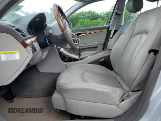 2008 Mercedes-Benz E 320 with VIN WDBUF22X58B266439, listed as a Copart auction lot 61152695 with 82,576 mi miles and Salvage title. Bid and sale history available at DreamBid. Image 7.