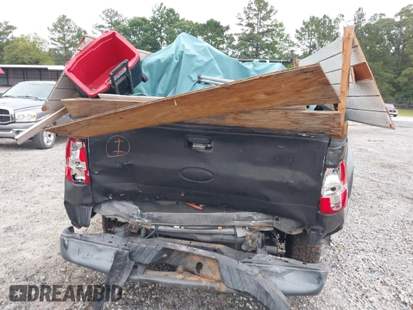 2007 Ford F-150 XL with VIN 1FTRF12257KC38693, listed as a IAAI auction lot 40338893 with Not provided miles and . Bid and sale history available at DreamBid. Image 6.