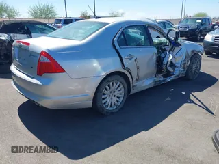 2011 Ford Fusion Hybrid with VIN 3FADP0L31BR190659, listed as a IAAI auction lot 42616065 with 122,095 mi miles and . Bid and sale history available at DreamBid. Image 4.