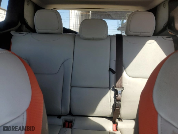 2015 Jeep Renegade Limited with VIN ZACCJADT6FPC33937, listed as a Copart auction lot 81233534 with 81,468 mi miles and Salvage Title. Bid and sale history available at carsss.com. Image 10.