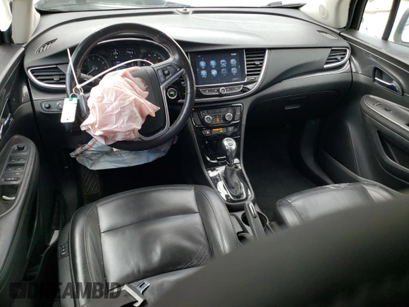 2020 Buick Encore Essence z VIN KL4CJGSB7LB057428, wystawiony jako Copart lot #49545085 z przebiegiem 72 644 mil mil oraz Szkody całkowita. Historia ofert i sprzedaży dostępna na DreamBid. Obrazek 8.