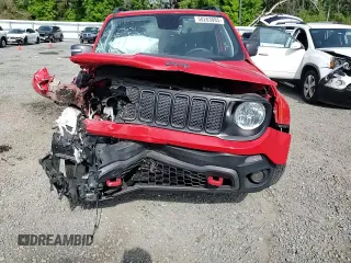2020 Jeep Renegade Trailhawk with VIN ZACNJBC19LPL45977, listed as a Copart auction lot 50263085 with 104,709 mi miles and Non repairable. Bid and sale history available at DreamBid. Image 12.