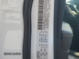 2016 Jeep Cherokee Altitude с VIN 1C4PJMCS7GW225779, выставлен на аукционе Copart как лот 63070925 с пробегом Не указан миль и Чистый • Clean title. История ставок и продаж доступна на DreamBid. Изображение 13.