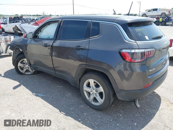 2023 Jeep Compass Sport with VIN 3C4NJDANXPT571285, listed as a IAAI auction lot 42314882 with 17,957 mi miles and . Bid and sale history available at DreamBid. Image 3.