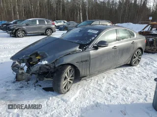 2018 Jaguar XE 25t Prestige with VIN SAJAK4FX1JCP35890, listed as a Copart auction lot 88448445 with 0 mi miles and Salvage Title. Bid and sale history available at carsss.com. Image 1.