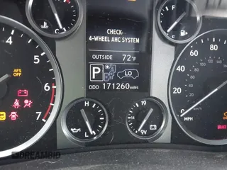 2014 Lexus LX 570 z VIN JTJHY7AX3E4135437, wystawiony jako IAAI lot #42113839 z przebiegiem 171 260 mil mil oraz . Historia ofert i sprzedaży dostępna na DreamBid. Obrazek 15.