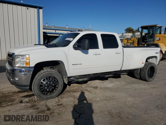 2011 Chevrolet Silverado 3500HD DRW LTZ with VIN 1GC4K1C80BF199473, listed as a Copart auction lot 85479404 with 175,576 mi miles and Salvage Title. Bid and sale history available at carsss.com. Image 1.