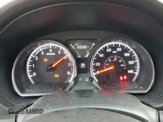 2018 Nissan Versa S Plus z VIN 3N1CN7AP9JL818501, wystawiony jako Copart lot #50786155 z przebiegiem 120 681 mil mil oraz Szkody całkowita. Historia ofert i sprzedaży dostępna na DreamBid. Obrazek 9.