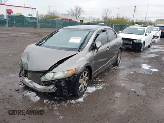 2008 Honda Civic LX with VIN 2HGFA16508H517923, listed as a IAAI auction lot 41990340 with 255,917 mi miles and . Bid and sale history available at DreamBid. Image 2.