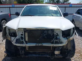 2013 Toyota Tacoma with VIN 5TFLU4EN0DX071533, listed as a IAAI auction lot 42050609 with 204,624 mi miles and . Bid and sale history available at DreamBid. Image 13.