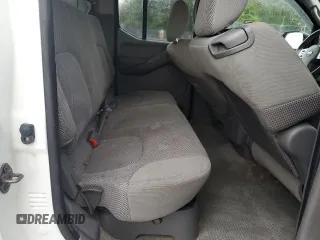 2013 Nissan Frontier SV z VIN 1N6AD0EVXDN737421, wystawiony jako Copart lot #57495815 z przebiegiem 129 053 mil mil oraz Szkoda całkowita • Salvage title. Historia ofert i sprzedaży dostępna na DreamBid. Obrazek 10.