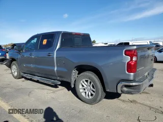 2021 Chevrolet Silverado 1500 LT with VIN 1GCUYDEDXMZ430956, listed as a Copart auction lot 80556744 with 51,493 mi miles and Salvage Title. Bid and sale history available at carsss.com. Image 2.
