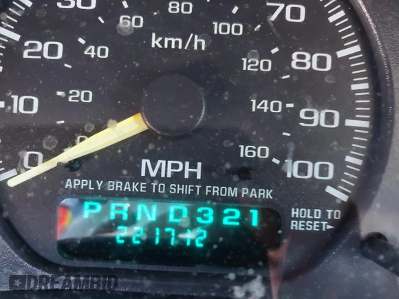 2000 Chevrolet Suburban LS with VIN 3GNFK16T3YG150971, listed as a IAAI auction lot 42333901 with 221,712 mi miles and . Bid and sale history available at DreamBid. Image 15.