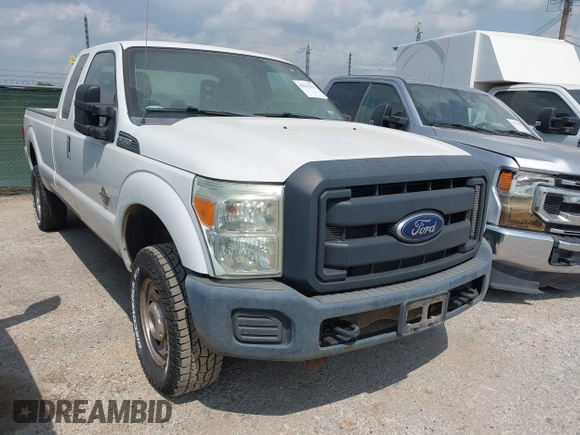 2015 Ford F-250 XLT with VIN 1FT7X2BT8FEA63663, listed as a IAAI auction lot 42135275 with 169,164 mi miles and . Bid and sale history available at DreamBid. Image 1.