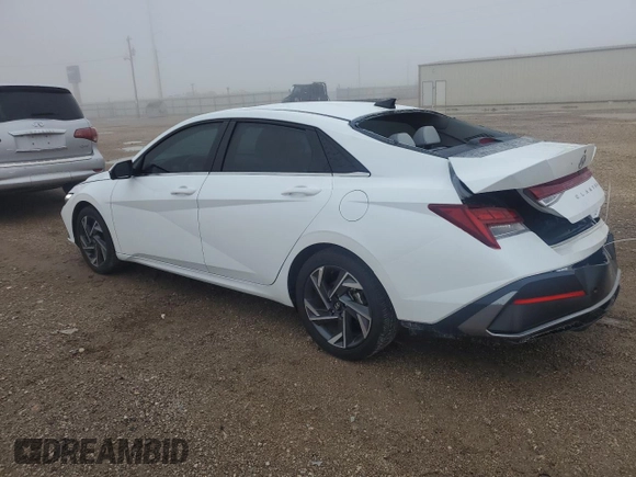 2024 Hyundai Elantra Limited z VIN KMHLP4DG0RU817543, wystawiony jako Copart lot #54535815 z przebiegiem 15 391 mil mil oraz Szkoda całkowita • Salvage title. Historia ofert i sprzedaży dostępna na DreamBid. Obrazek 2.