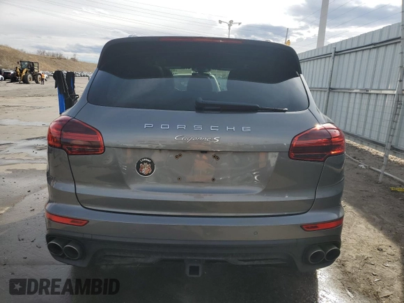 2017 Porsche Cayenne S z VIN WP1AB2A28HLA52849, wystawiony jako Copart lot #49186515 z przebiegiem 79 763 mil mil oraz Szkody całkowita. Historia ofert i sprzedaży dostępna na DreamBid. Obrazek 6.