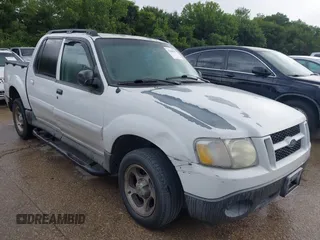 2004 Ford Explorer Sport Trac XLS z VIN 1FMZU67K04UA15789, wystawiony jako IAAI lot #42668387 z przebiegiem 358 240 mil mil oraz . Historia ofert i sprzedaży dostępna na DreamBid. Obrazek 6.