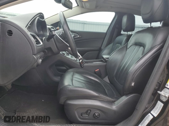 2015 Chrysler 200 C with VIN 1C3CCCCG8FN706910, listed as a Copart auction lot 54632495 with 148,289 mi miles and Clean Title. Bid and sale history available at carsss.com. Image 7.